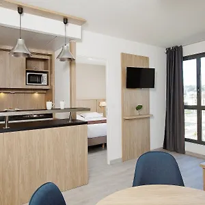 *** Apartahotel Residhome Gerland Francia